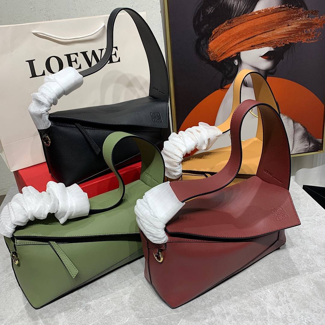 S43483 LOEWE HOBO BAG (4COLORS)