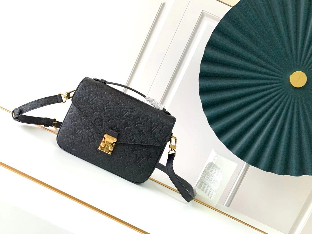 M41487 BLACK LV EPI METIS