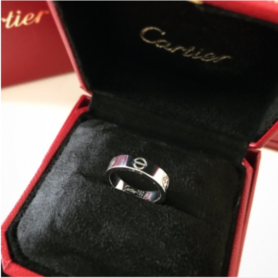 S00098 CARTIER LOVE RING (no diamond)