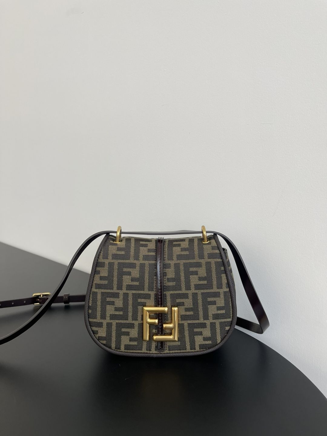 S101165 FENDI C'MON BAG 21CM