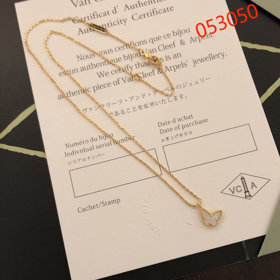 S115256 VCA BUTTERFLY NECKLACE