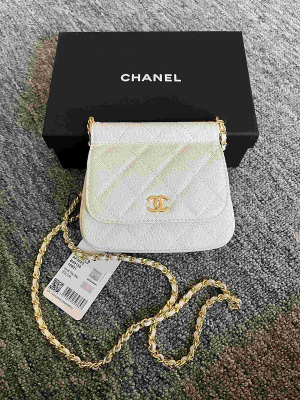 AP3005 WHITE CHANEL BAG