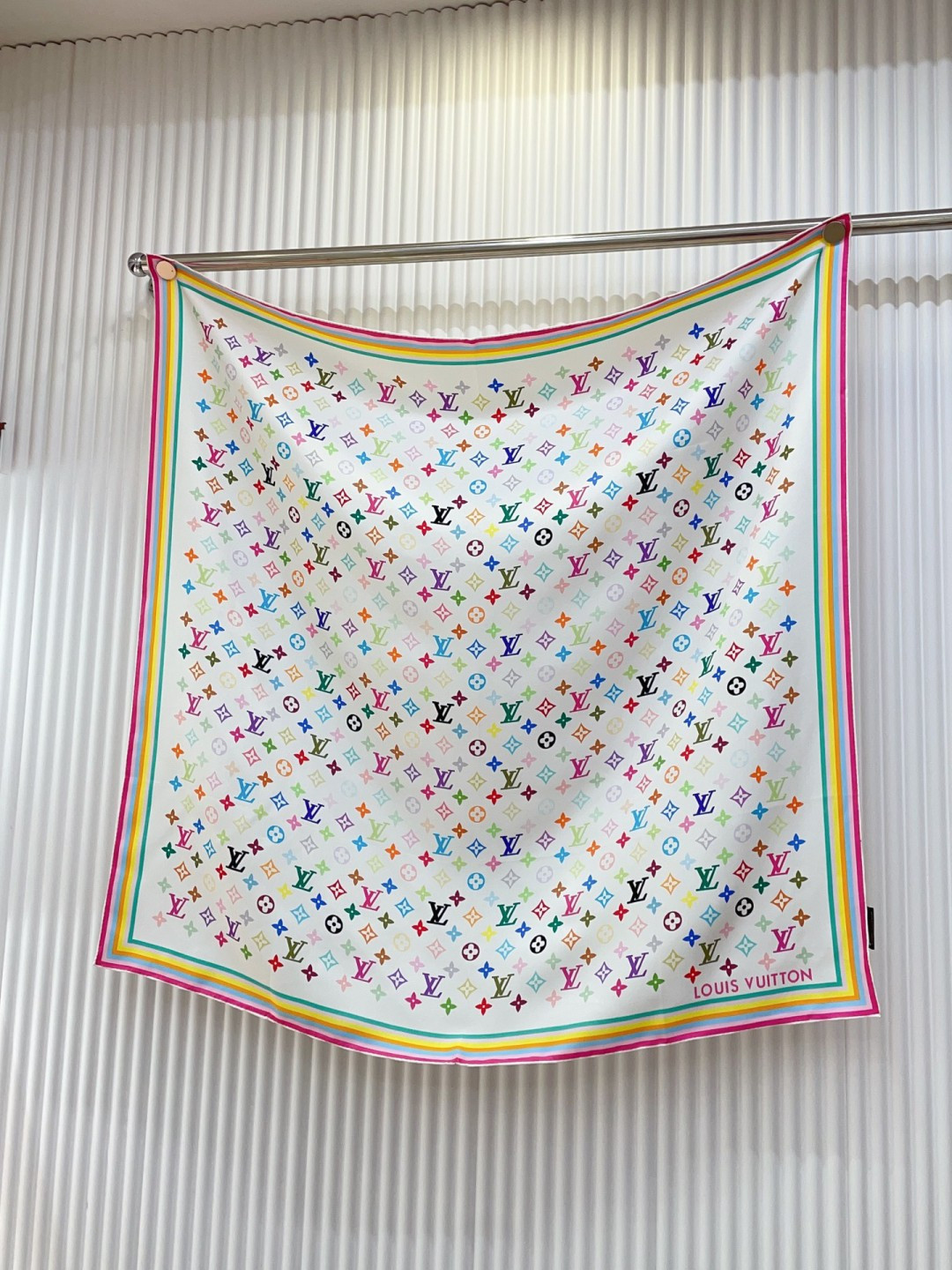 S138178 LV MULTI COLORED SCARF