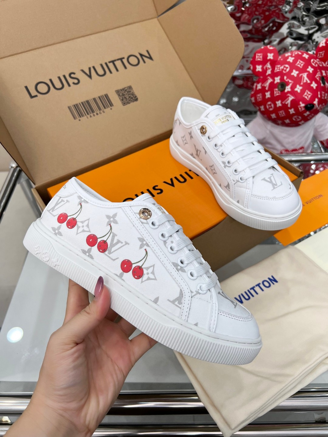 S145725 LV x TM Lagoon Sneaker