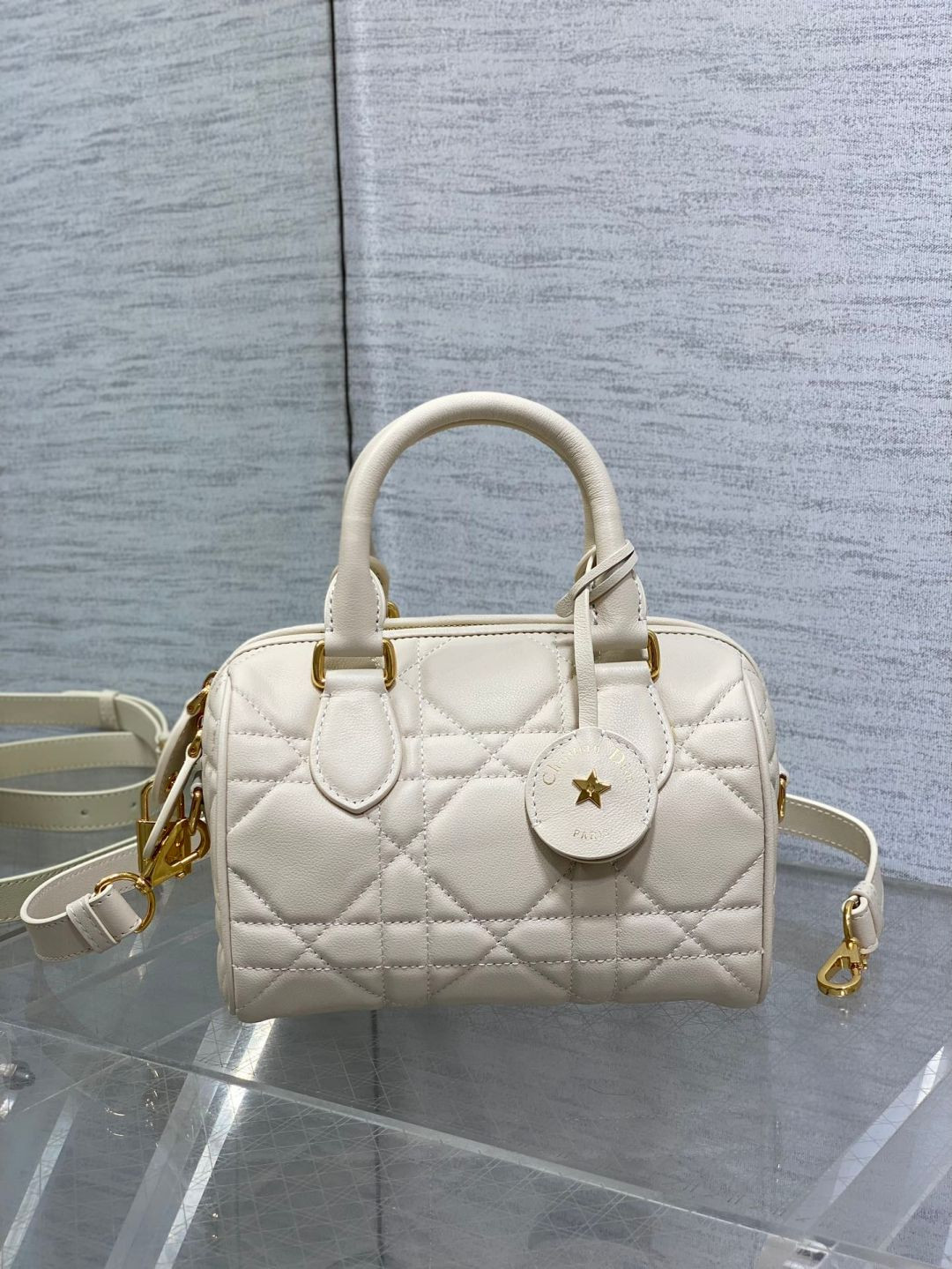 3113 Dior Groove White 20cm