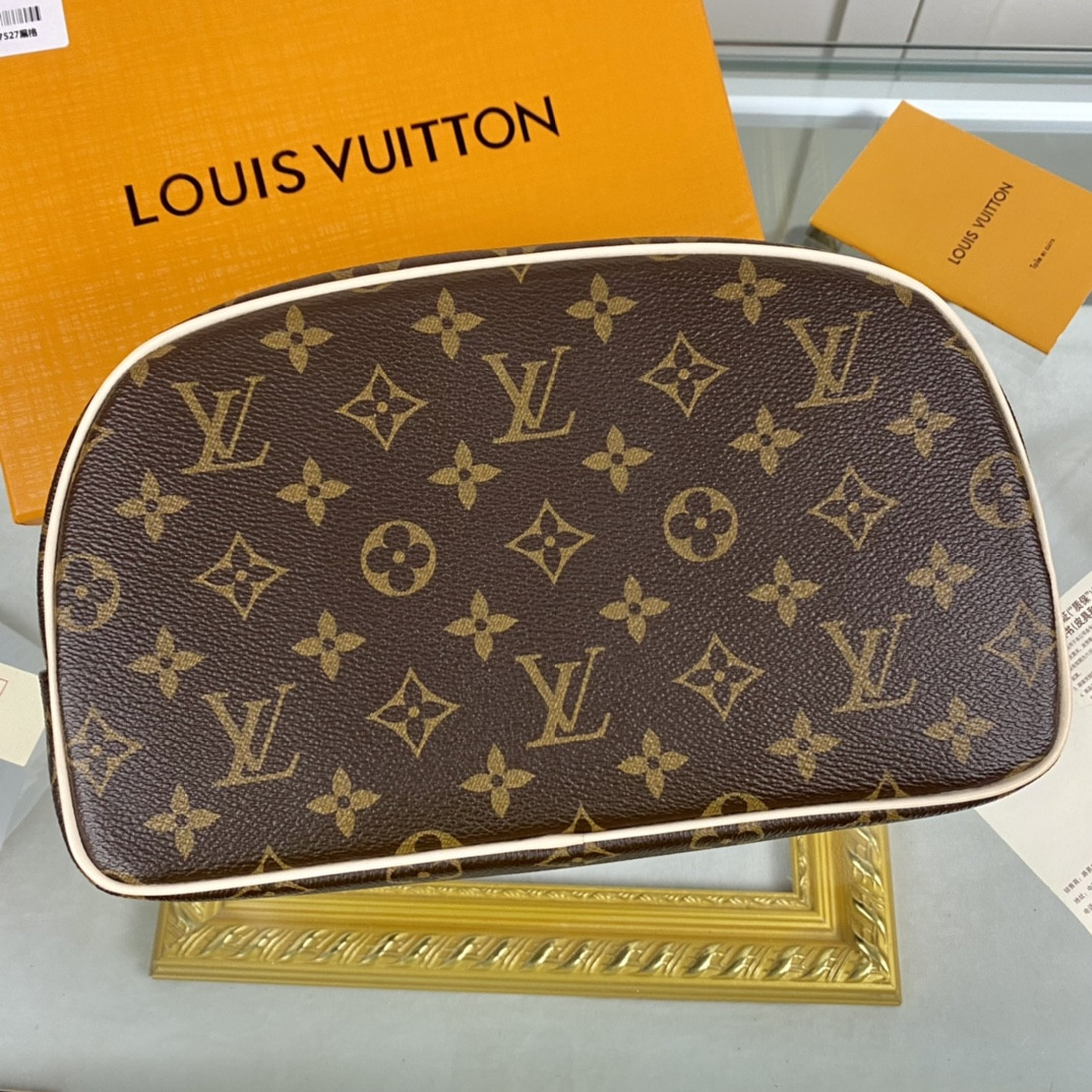 M47527 TOILETRY BAG 25 S41126