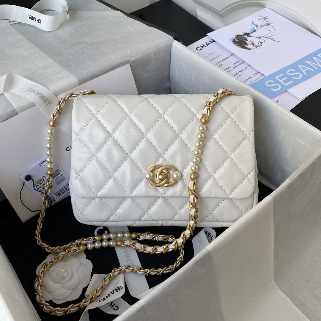 S40840 WHITE CHANEL CROSSBODY