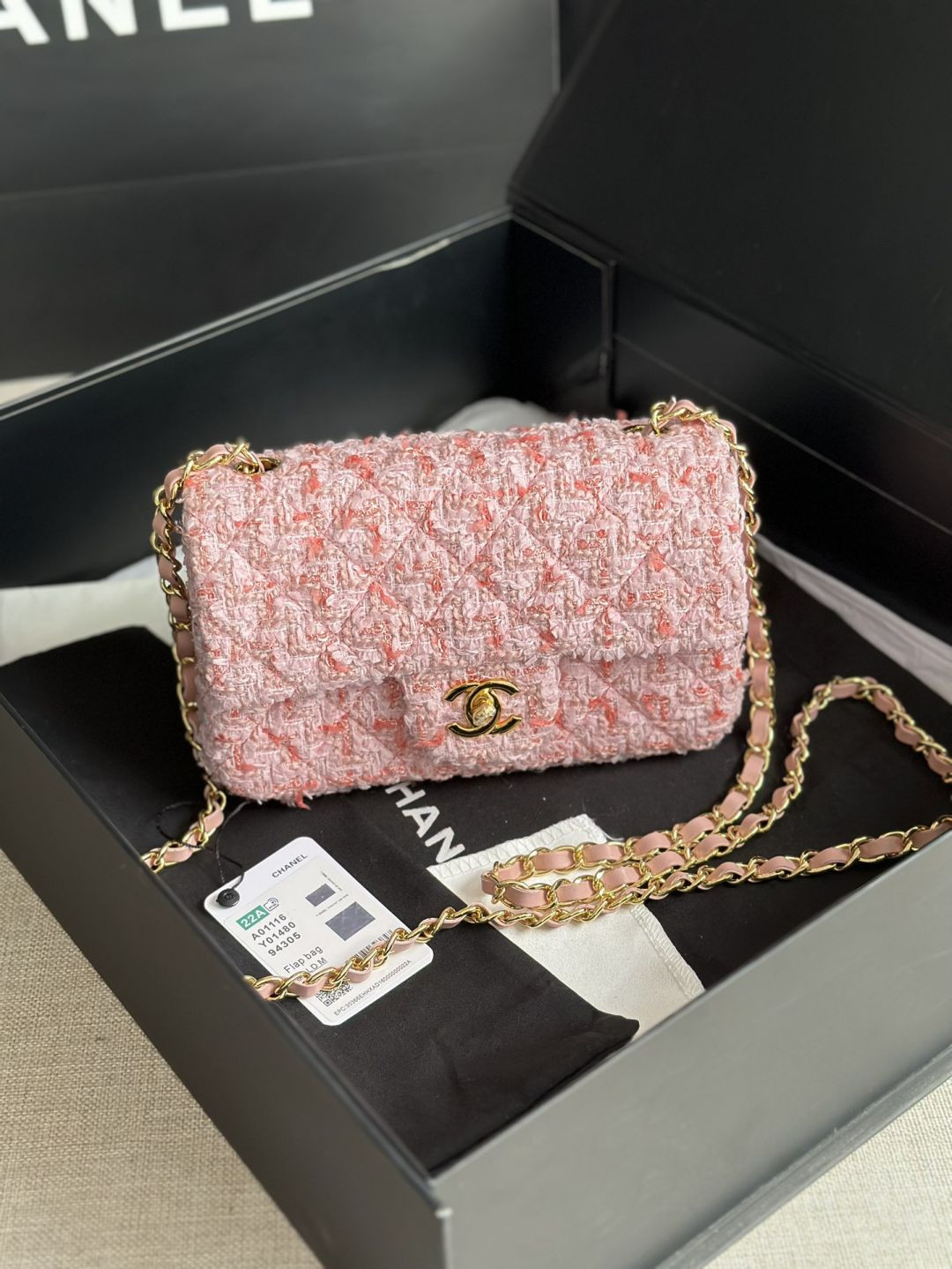 01112 S85544 PINK TWEED CHANEL