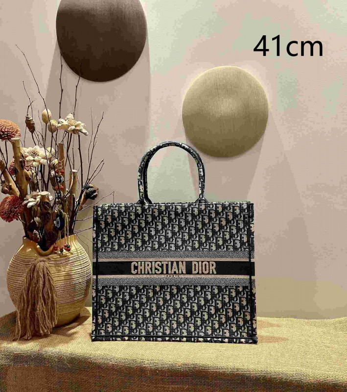 S13182 CLASSIC DIOR BOOK TOTE 41cm