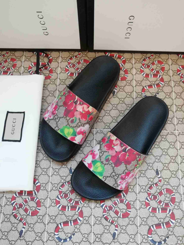 S19518 GUCCI FLORAL SLIPPERS