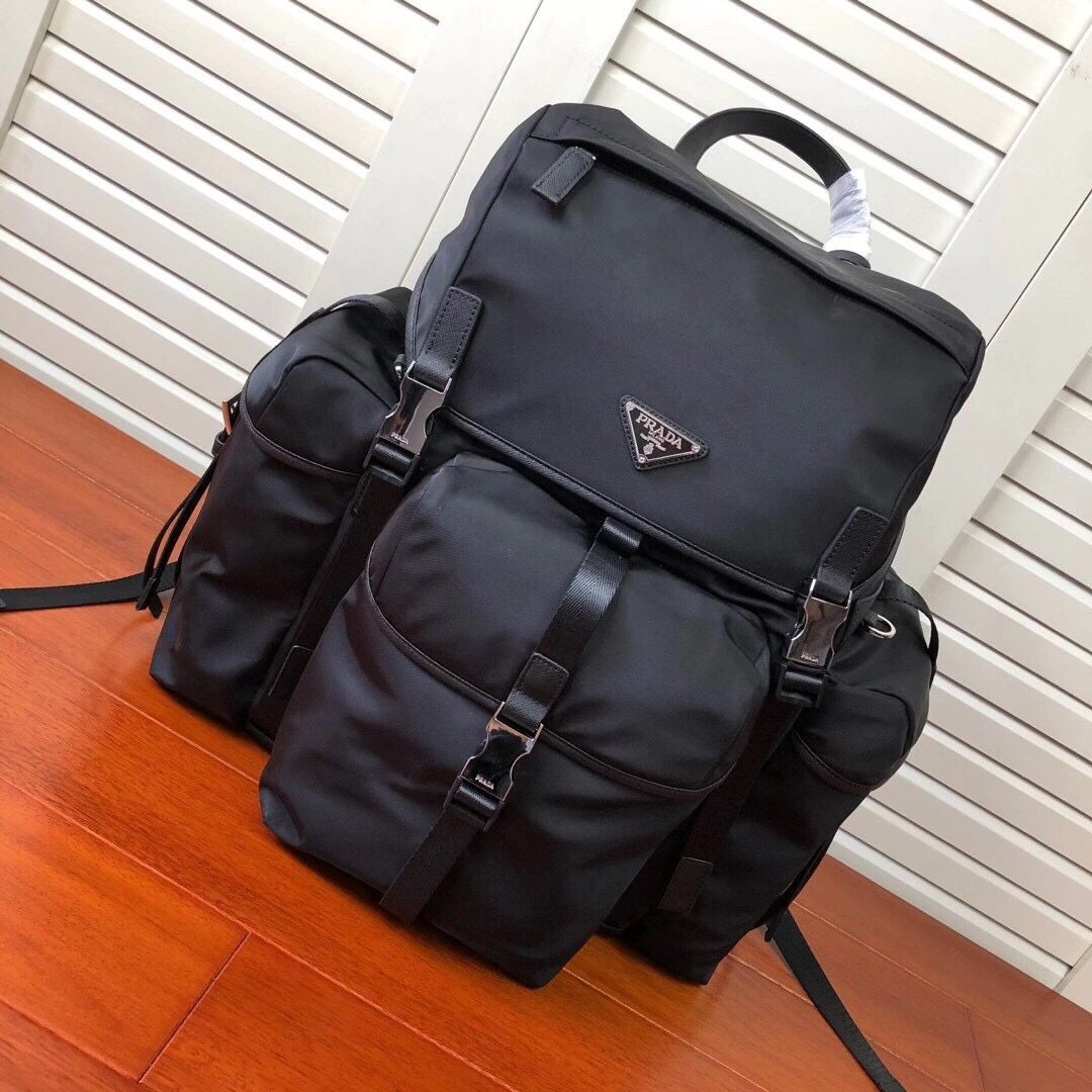 2VZ074 BLACK SAFFIANO PRADA BACKPACK