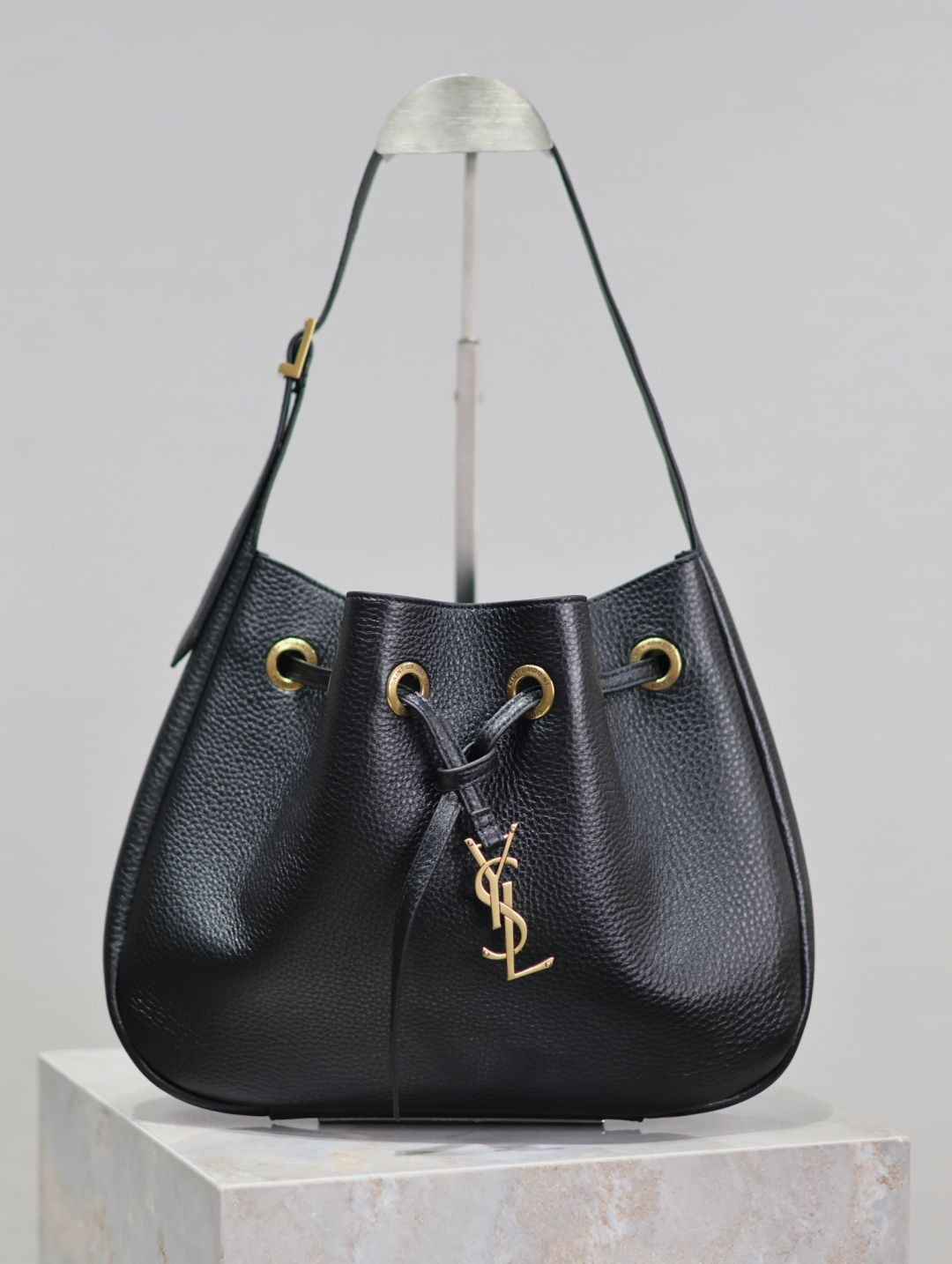 S124706 YSL PARIS VII HOBO BLACK